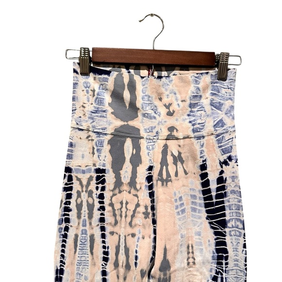 Hard Tail Forever Tie Dye Bootcut Flare Blue Pink Yoga Pants Women’s Size Small - Picture 2 of 8